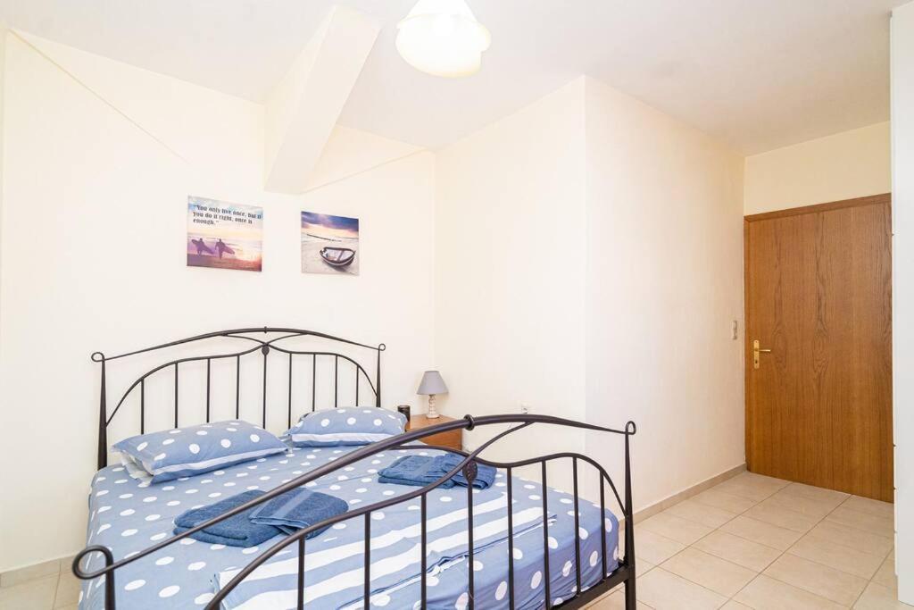 Finas Penthouse,private Terrace,great View,mins From Sea Καβάλα