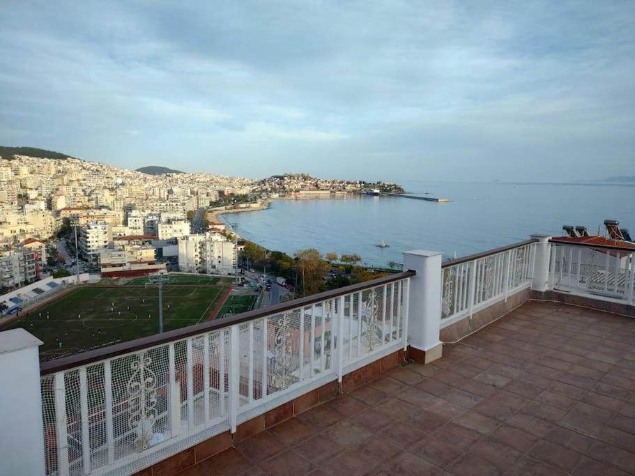 Apartment Finas Penthouse,private Terrace,great View,mins From Sea Kavala