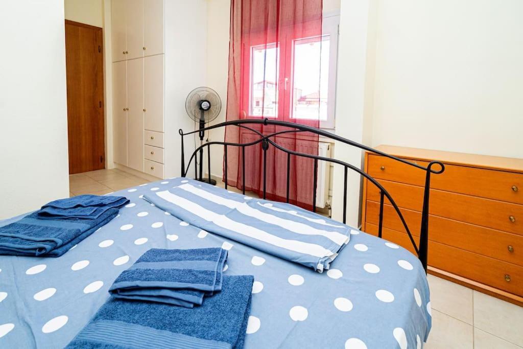 Apartment Finas Penthouse,private Terrace,great View,mins From Sea Kavala