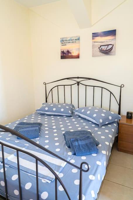 Finas Penthouse,private Terrace,great View,mins From Sea *